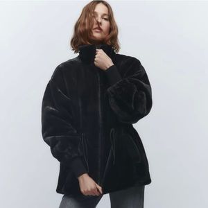 Zara FAUX FUR JACKET XL